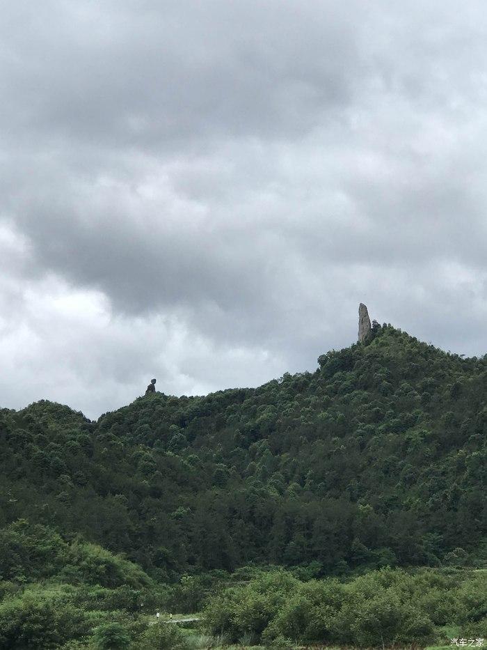 婆媳岩