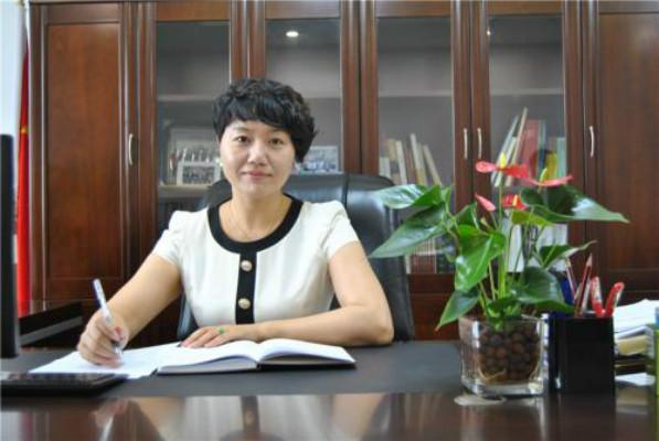 李玲