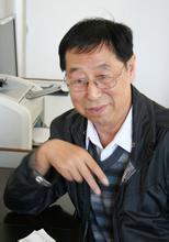 包泉万