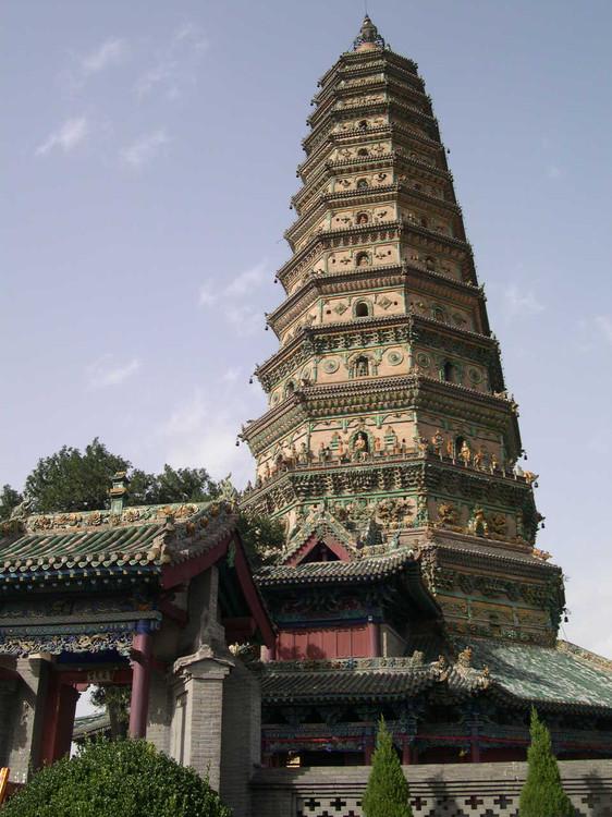 閣樓式塔
