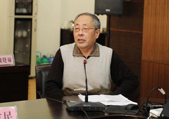 邵崇斌