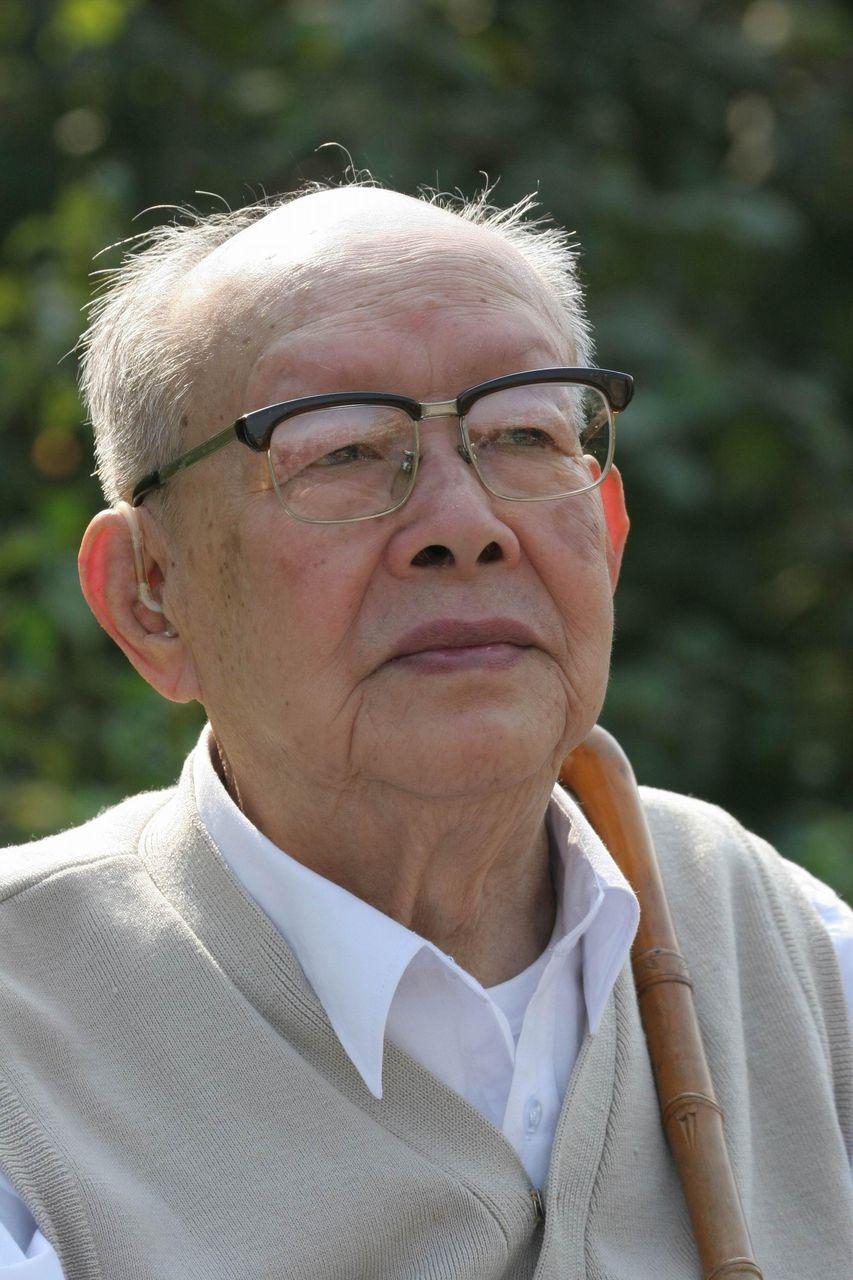 两大文明古国的经济起飞