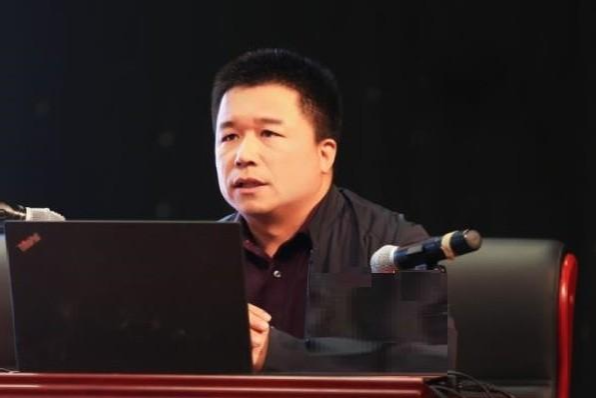 康瑞军