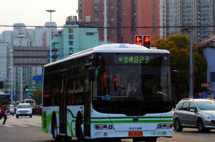 上海公交823路