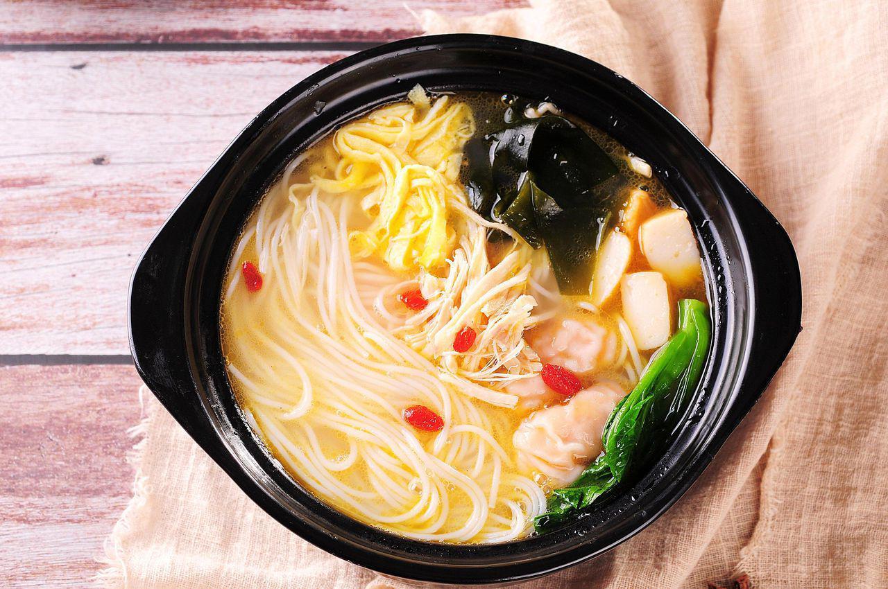 鸡汤米线