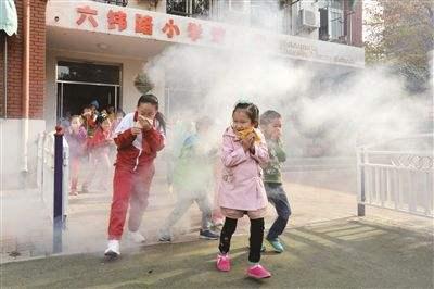六纬路小学