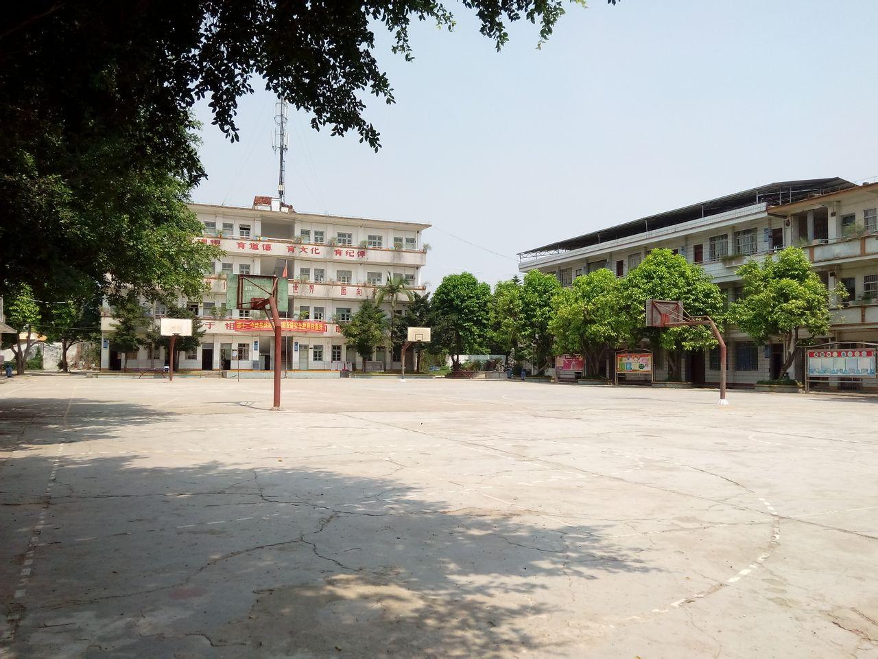 梧州市第十二中學