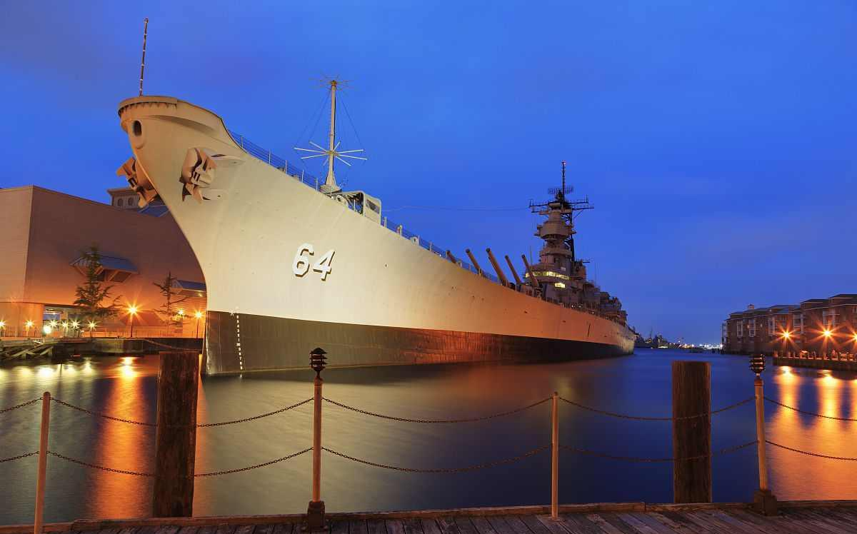 威斯康星號戰(zhàn)列艦