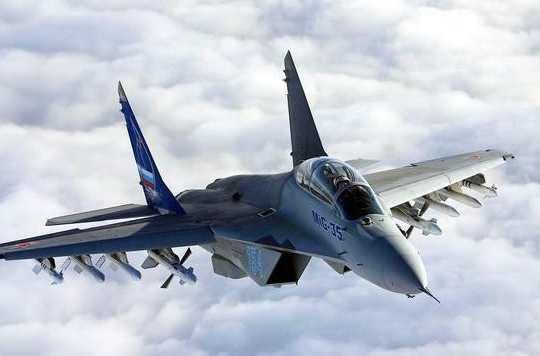 中型戰(zhàn)斗機(jī)