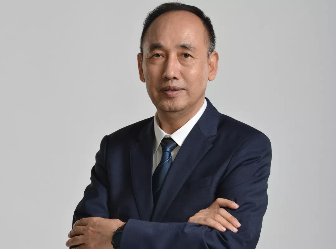 薄连明