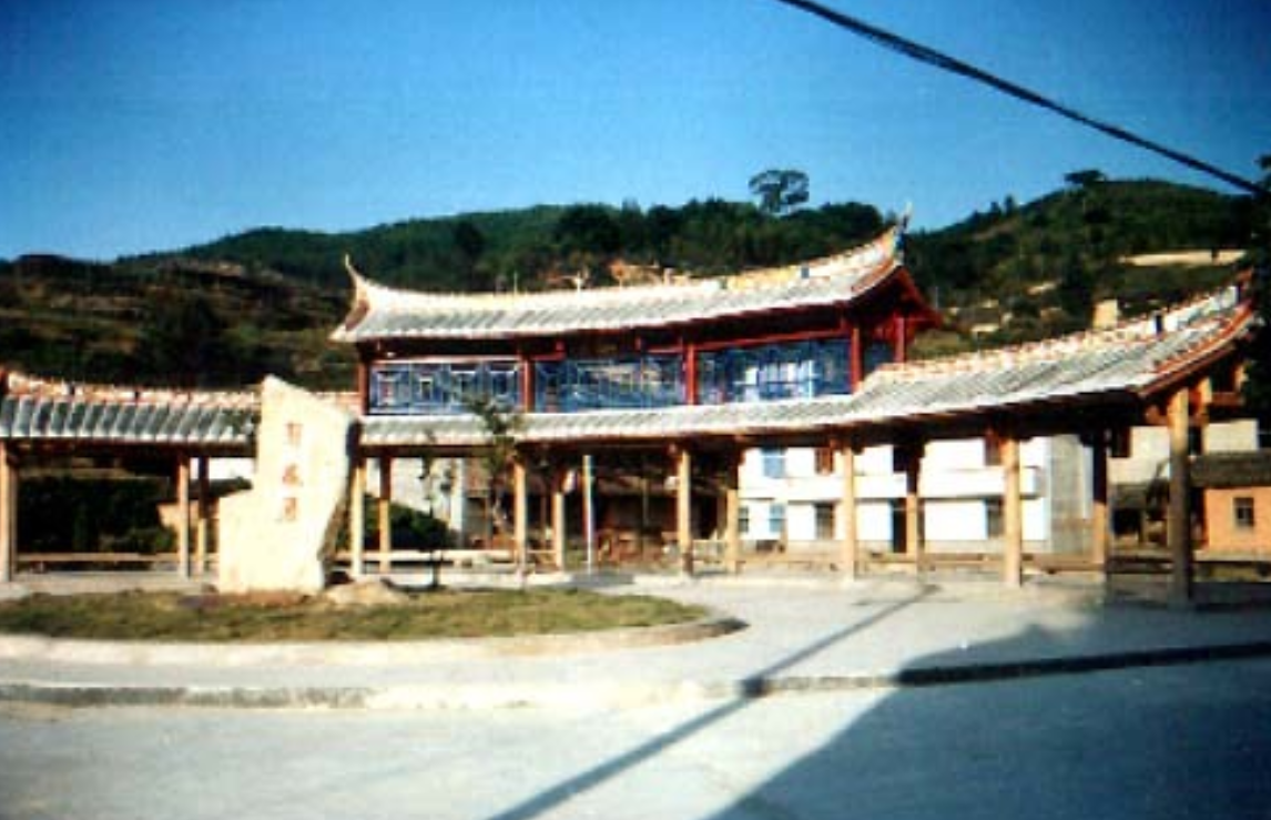 桂峰村