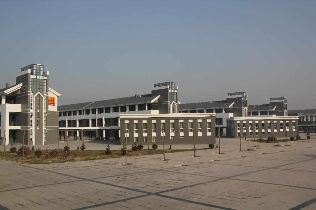 贺兰中学