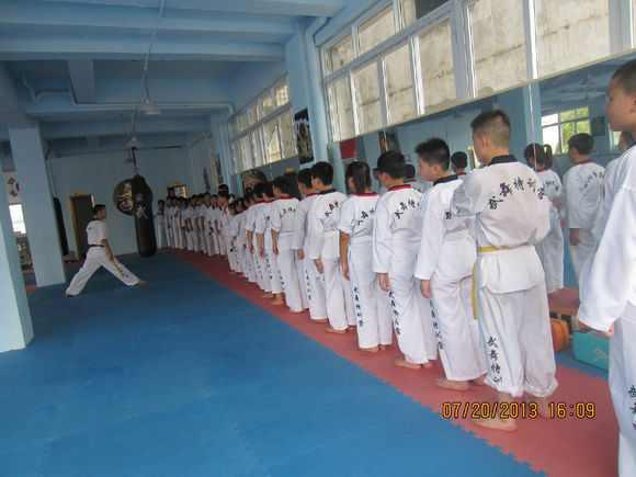 瀠溪高級職業(yè)中學