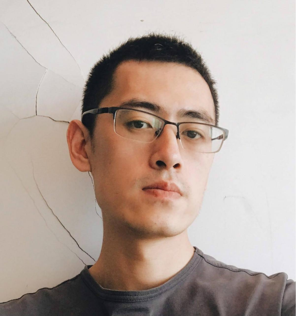 袁龙
