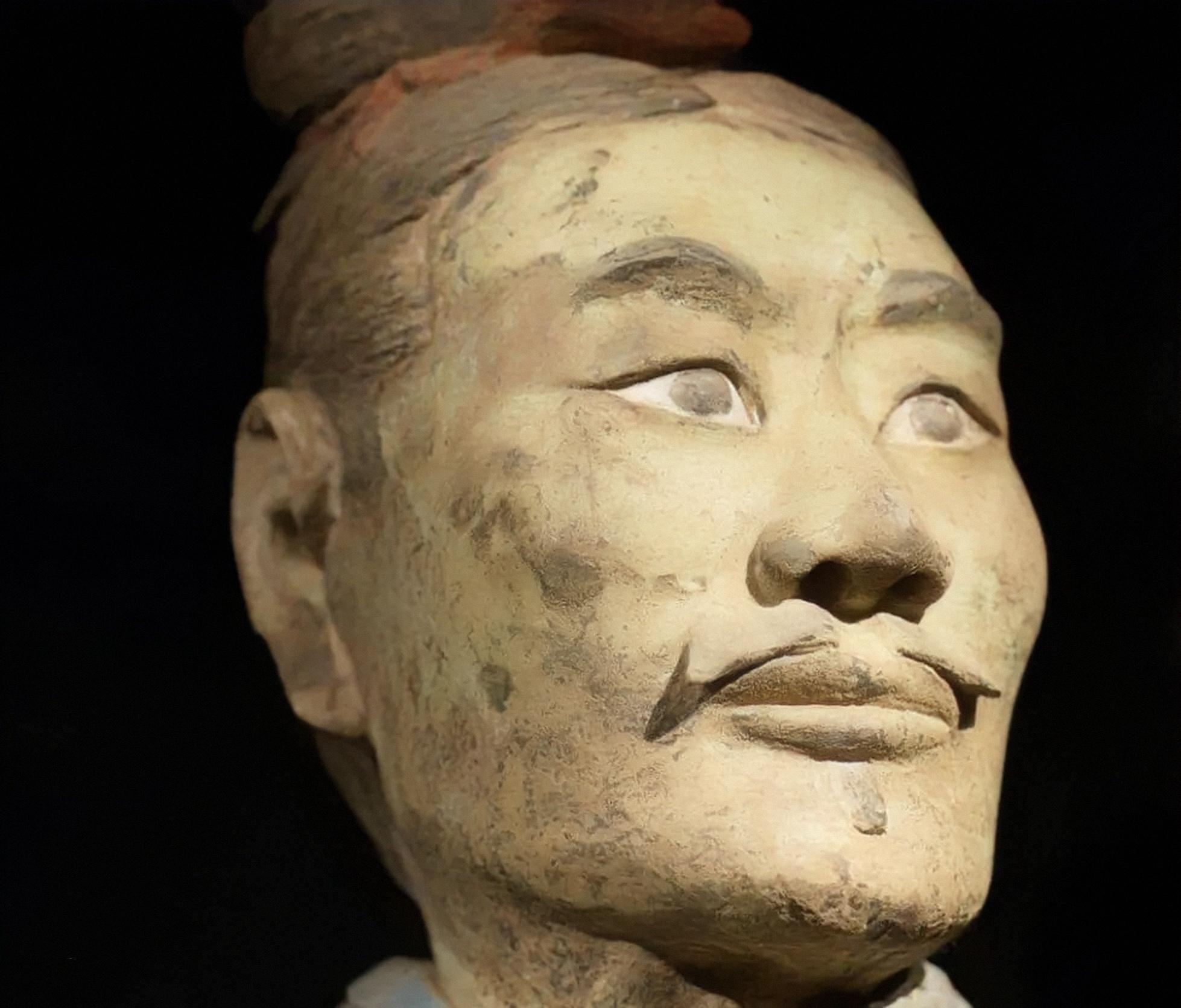 绿脸俑