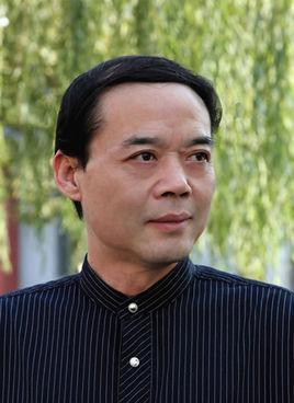 王志安