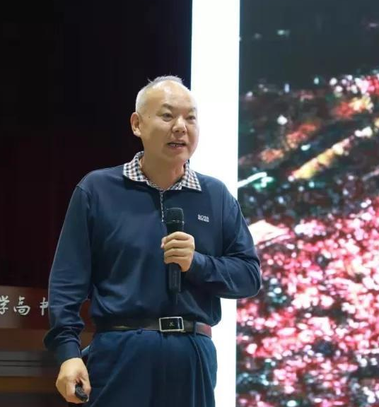 尚強(qiáng)