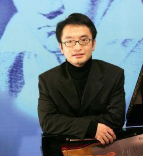 周挺