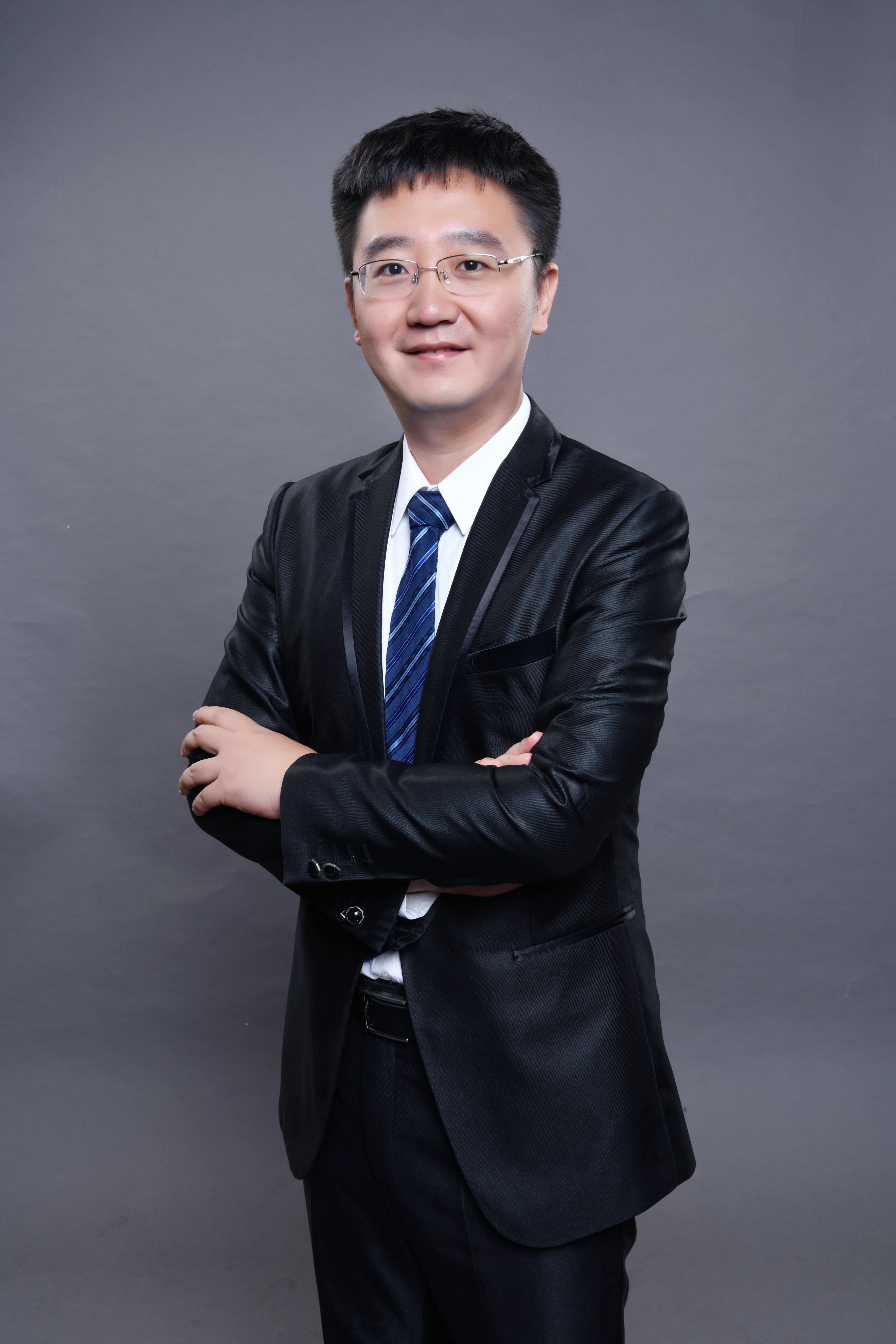 婁雷
