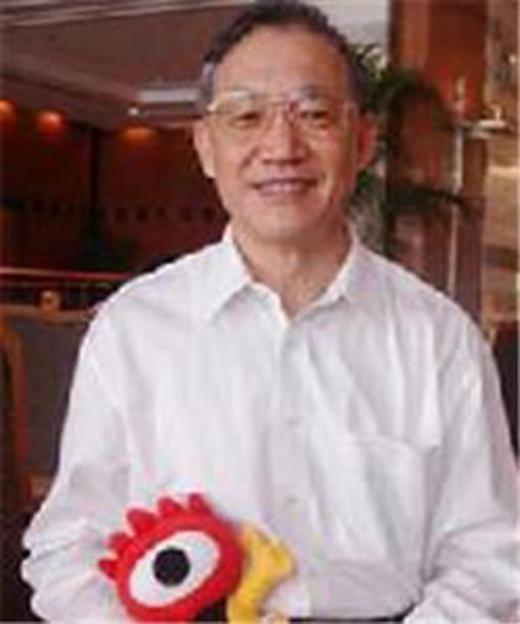 张洪本