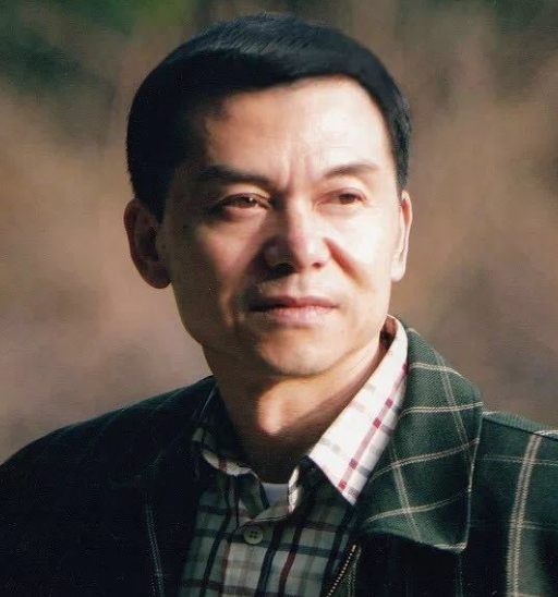 施云翔