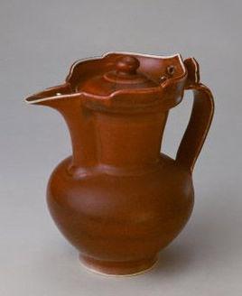 明宣德鮮紅釉僧帽壺