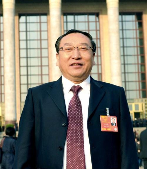 王静成