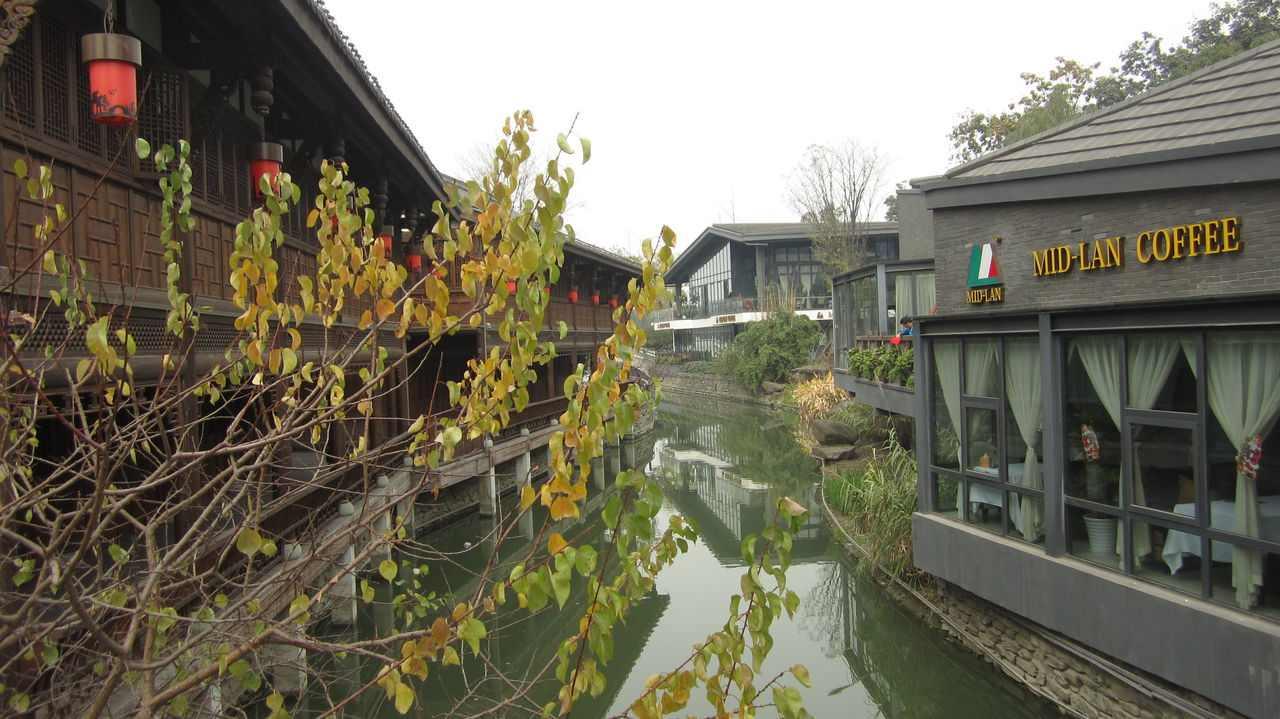 铁像寺水街