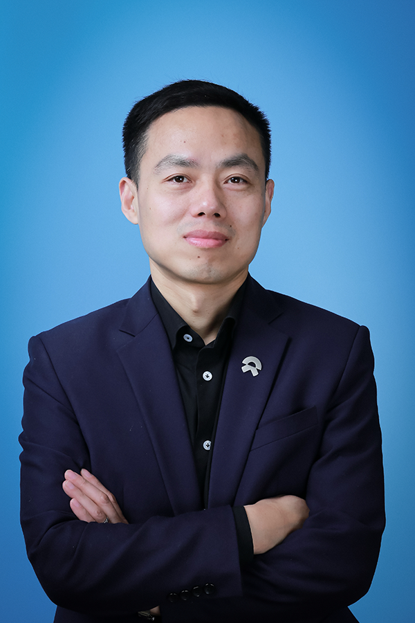 沈斐