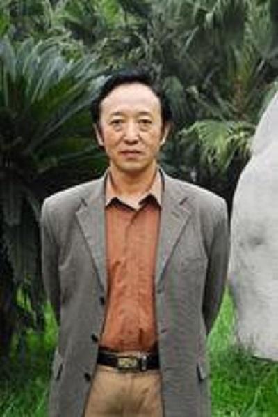 鄧德權(quán)