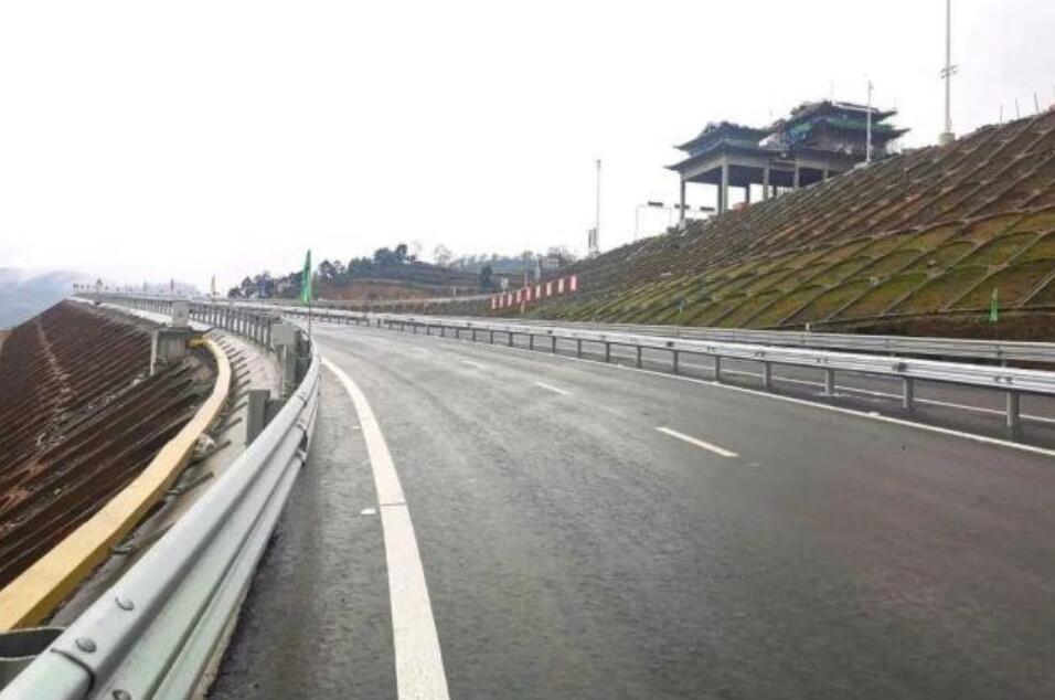 毕水兴高速公路