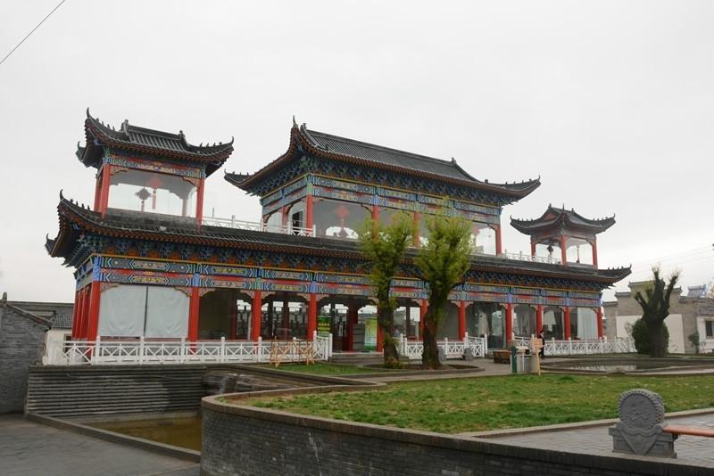 簸箕掌村