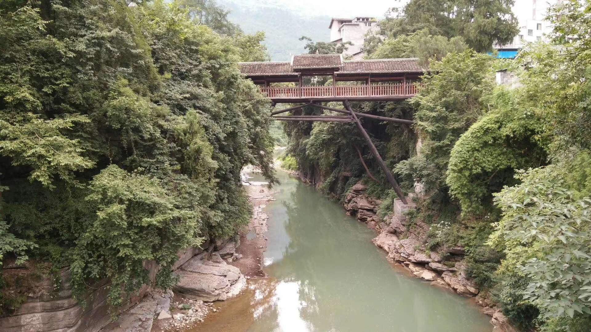 小雅風(fēng)雨橋