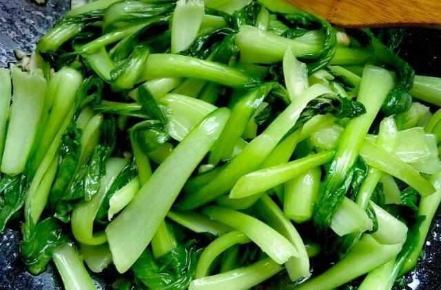 清炒鸡毛菜