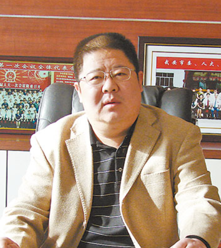 姚明芳