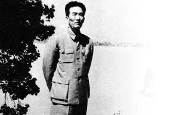 鄧拓
