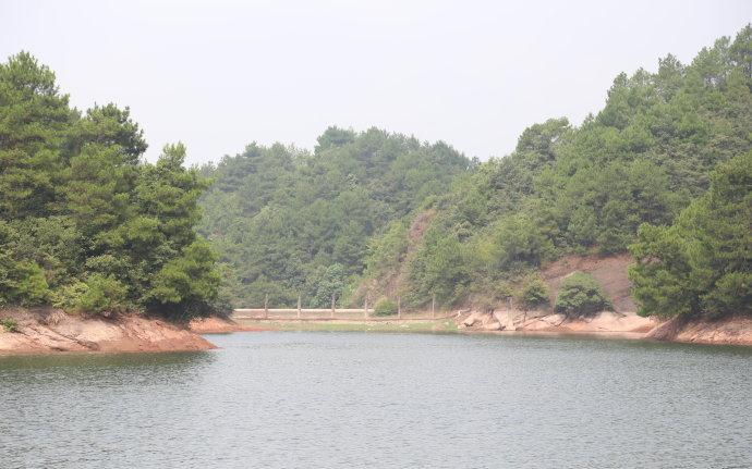 斜坡堰水庫