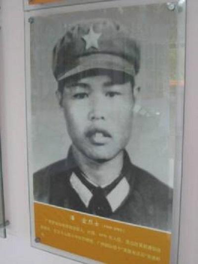 潘宜