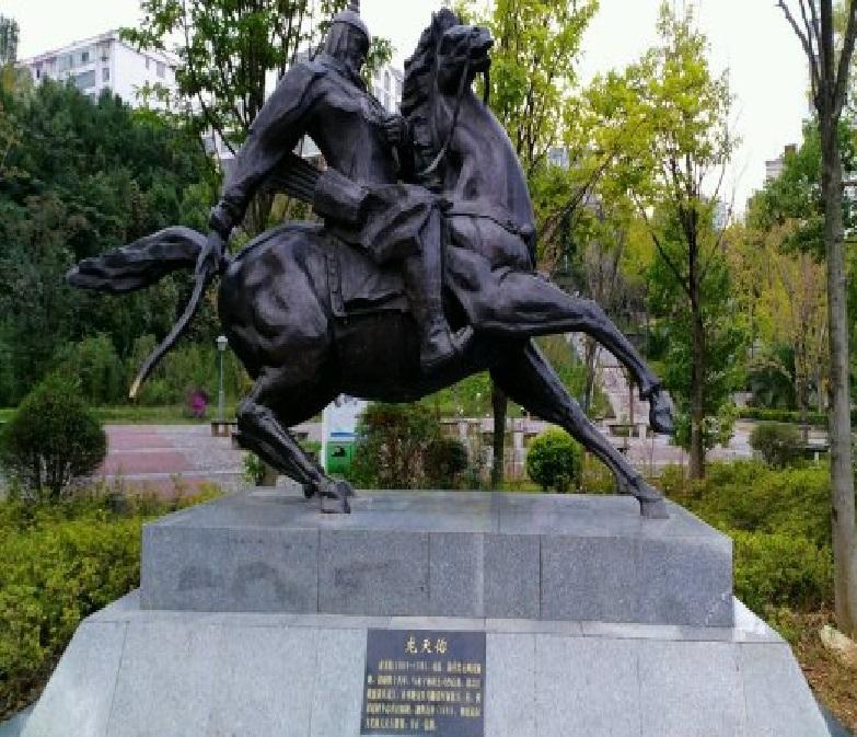 龙天佑