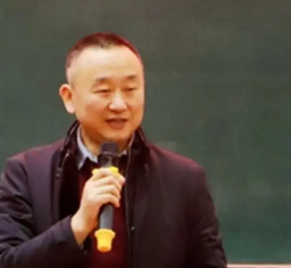 陈大伟