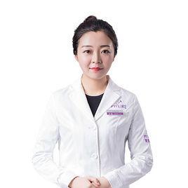 李微