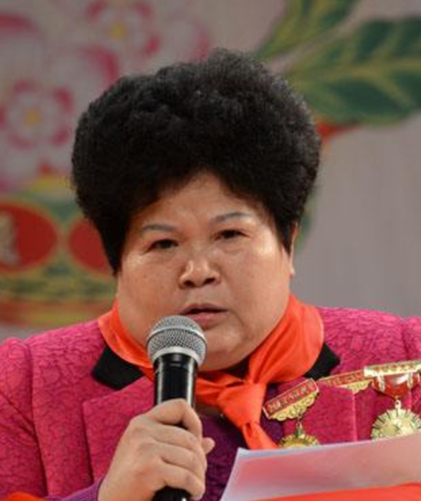 楊芳麗