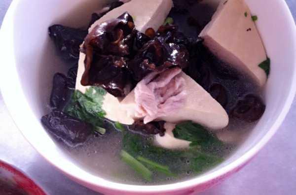 木耳豆腐汤