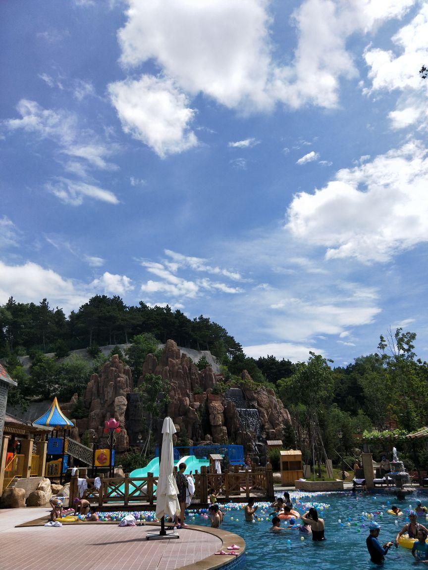 南山温泉