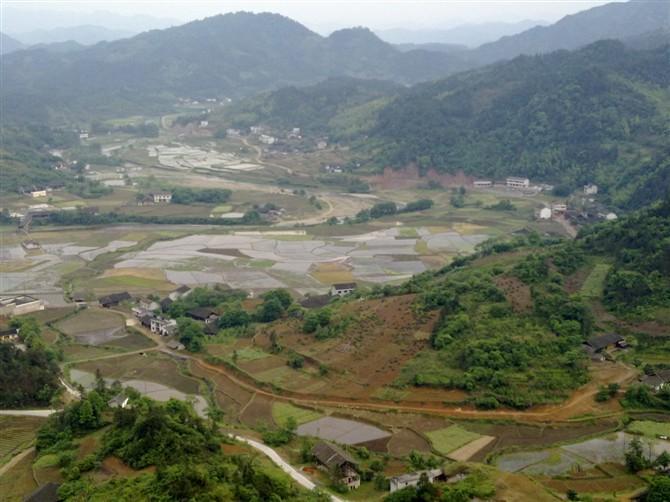 余家村