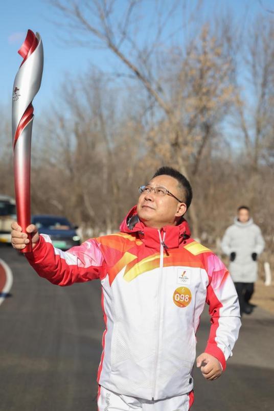 毛寄文