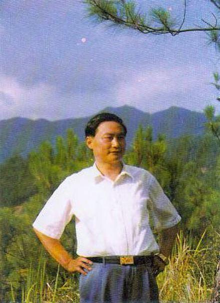 赵洪银