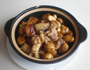 栗子草鸡煲