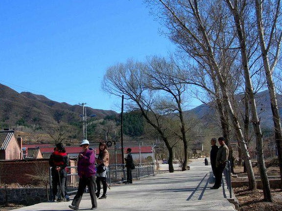 红果寺村
