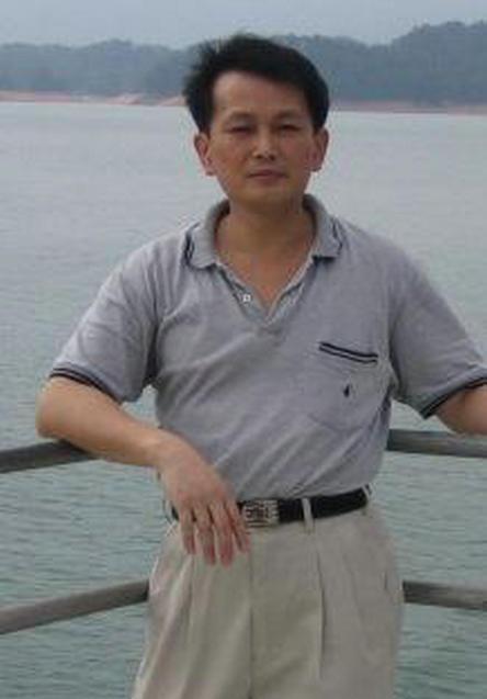 李國偉